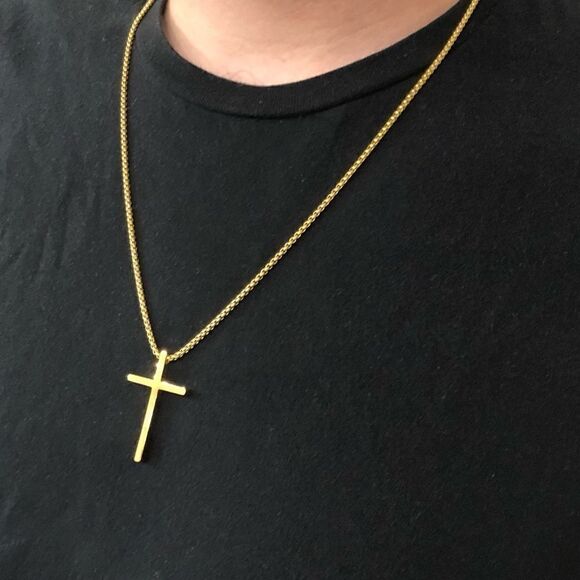 New Men’s Gold Cross Necklace - Picture 10 of 13
